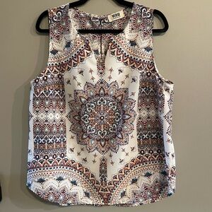 Women’s Verse sleeveless top. Size Large